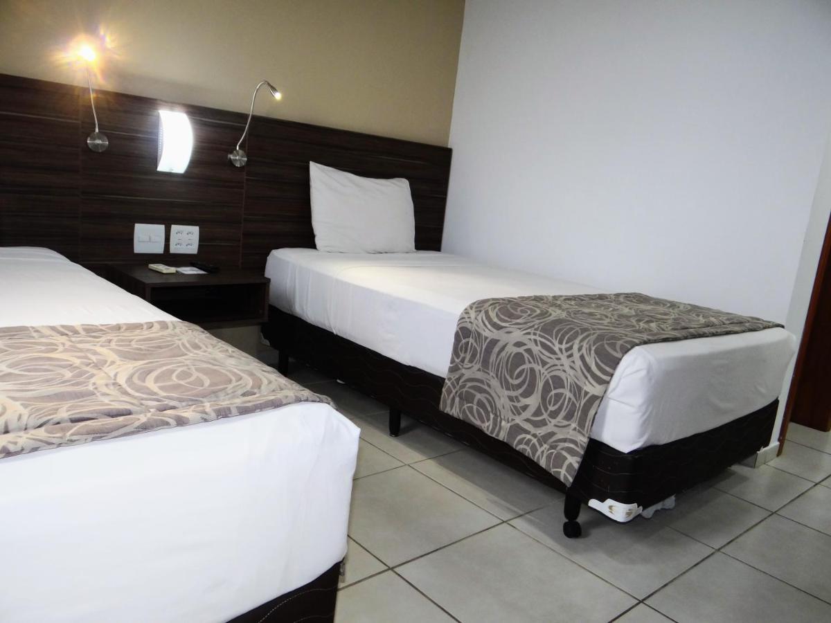 Nobile Inn Dutra Rio De Janeiro เซา โชอาว เจ เมริติ ภายนอก รูปภาพ