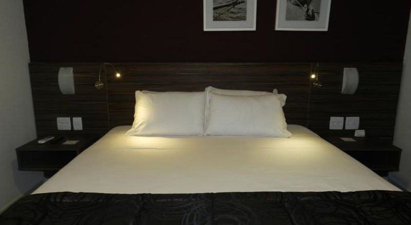 Nobile Inn Dutra Rio De Janeiro เซา โชอาว เจ เมริติ ภายนอก รูปภาพ