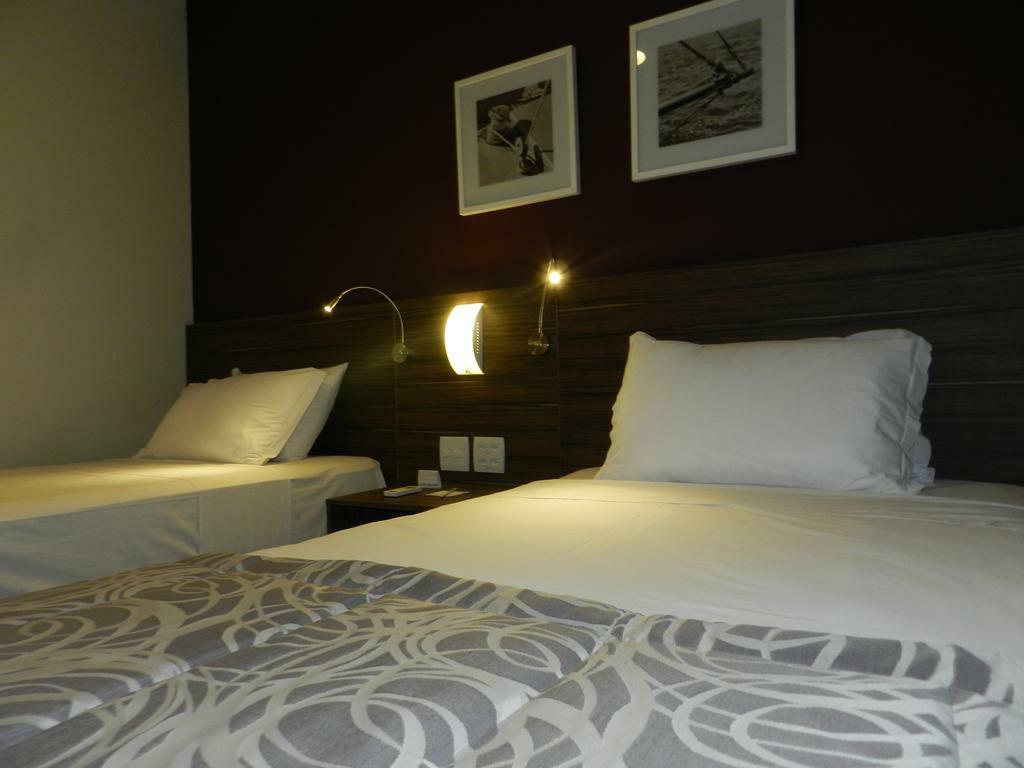 Nobile Inn Dutra Rio De Janeiro เซา โชอาว เจ เมริติ ภายนอก รูปภาพ